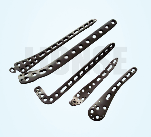 Perché i componenti in lega di titanio sono preferiti per gli impianti medici?