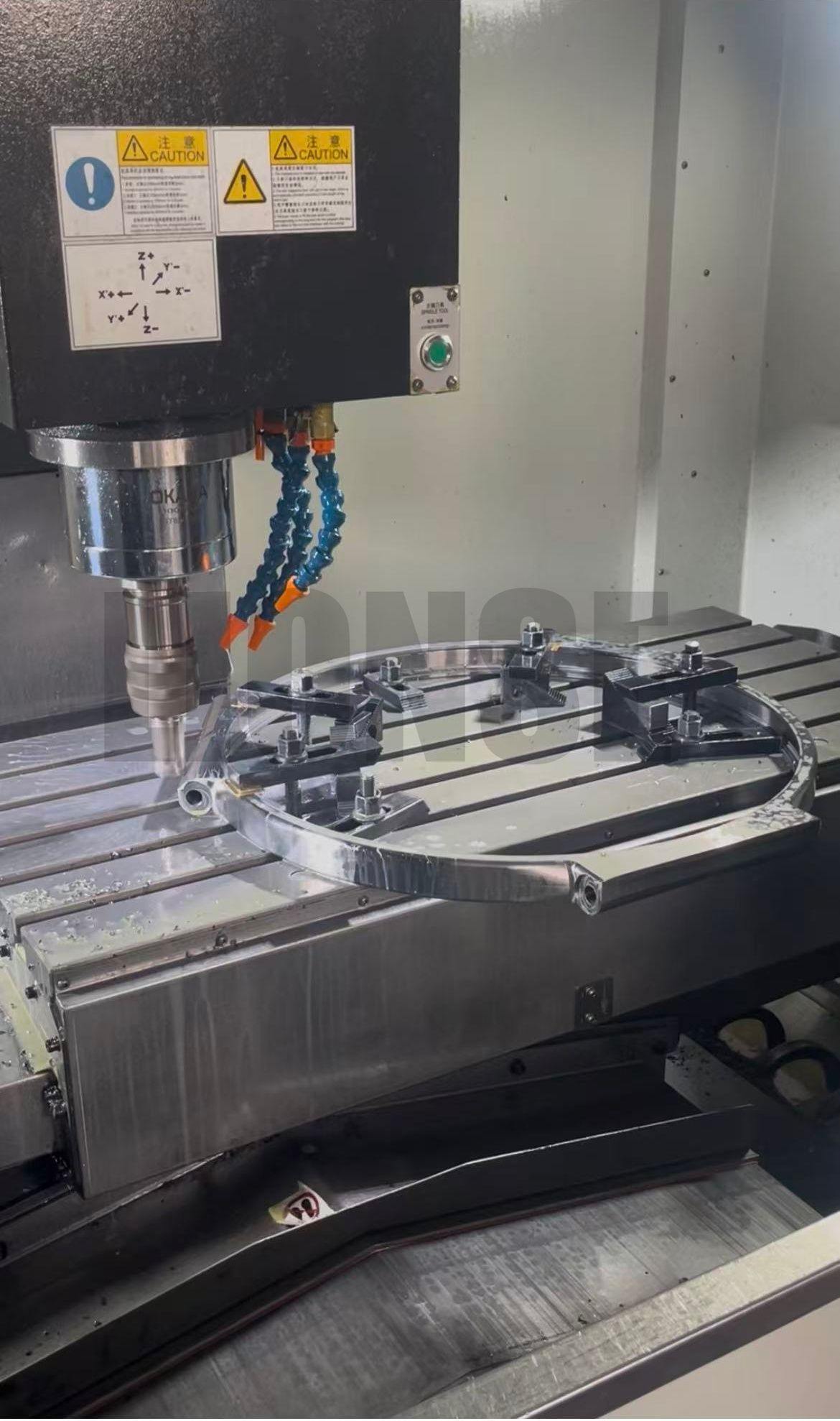 Anello di bloccaggio multi-gola in acciaio inossidabile con foro grande, alette personalizzate